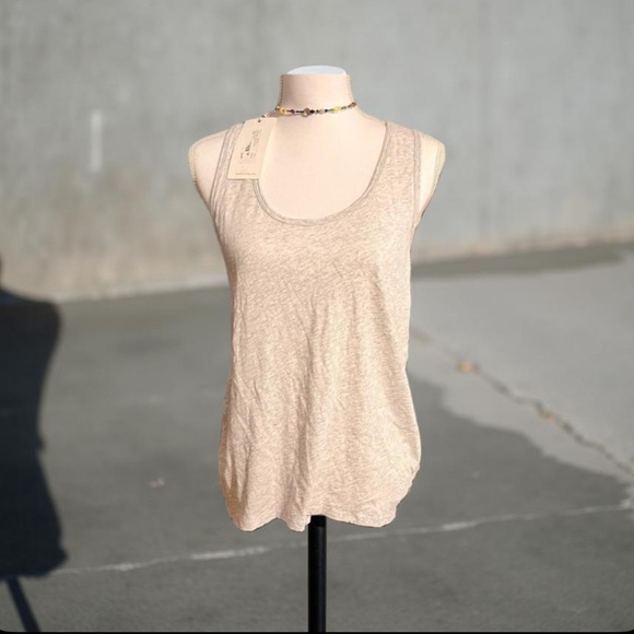 Dylan Grey tank top with floral crochet round neck Dylan Medium NWT - Picture 9 of 13